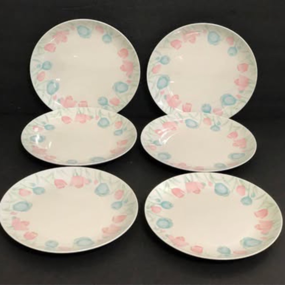 HIMARK TWILIGHT TULIP by SALTERA  8 3/8” Salad/Luncheon Plates